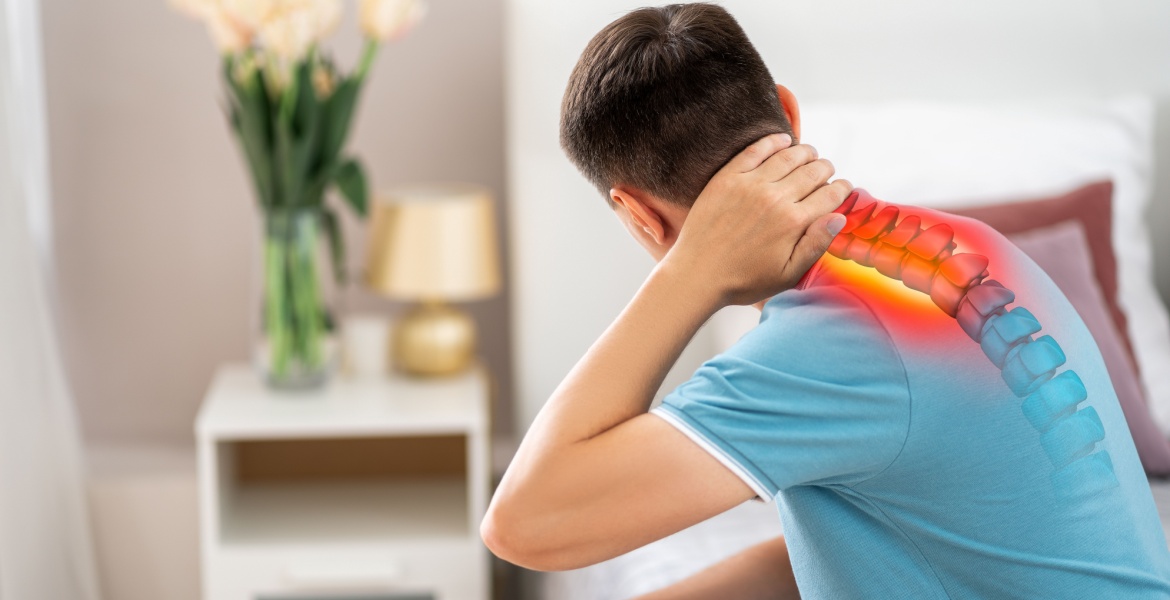 Αυχενικό Σύνδρομο: Συμπτώματα, Αιτίες, Διάγνωση, Θεραπεία και Πρόληψη