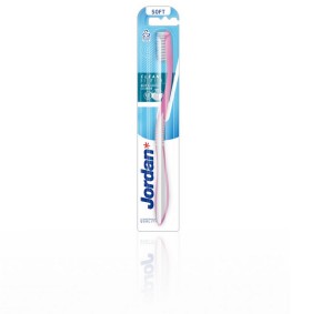 JORDAN Clean Between Sens Toothbrush with Microin…