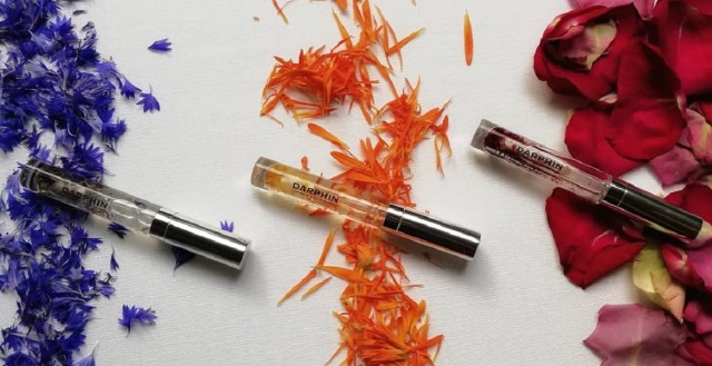 Lip Oils: Τα επαναστατικά λάδια που χρειάζονται τα χείλη μας