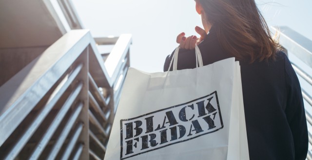 Πώς ξεκίνησαμε να γιορτάζουμε την Black Friday