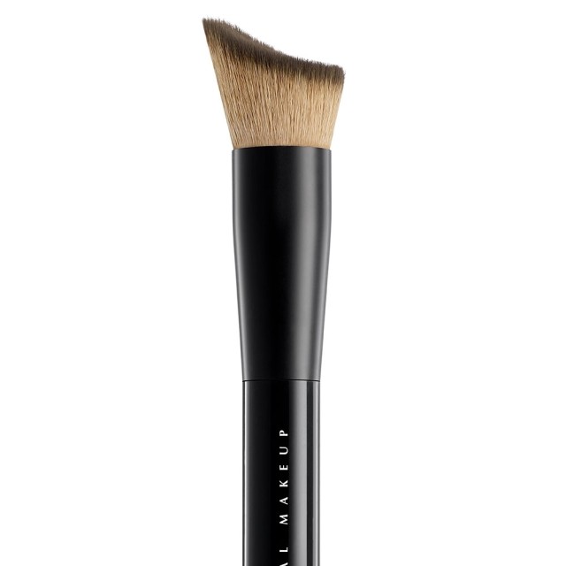 NYX PM Total Control Drop Foundation Brush 22  63gr